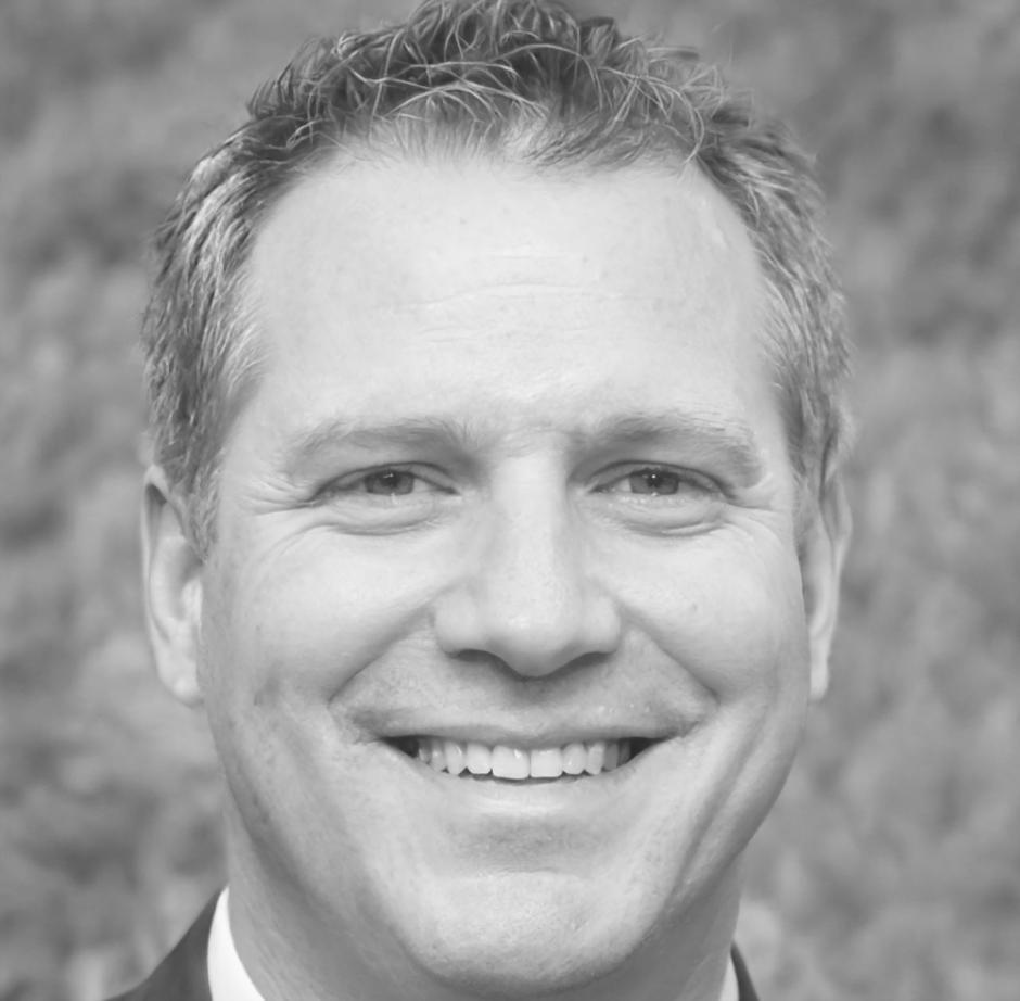 Retrato profesional de instructor experto